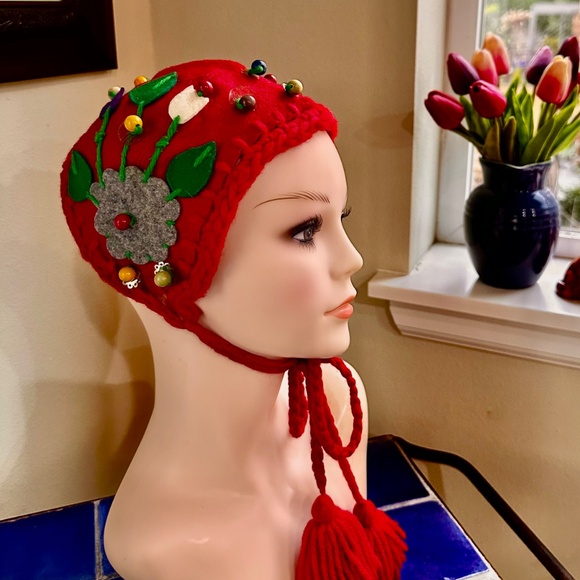 Vintage 40s Woman’s Red Wool HandmadeTyrolean Style Snow Bonnet / Winter Hat - Picture 14 of 15